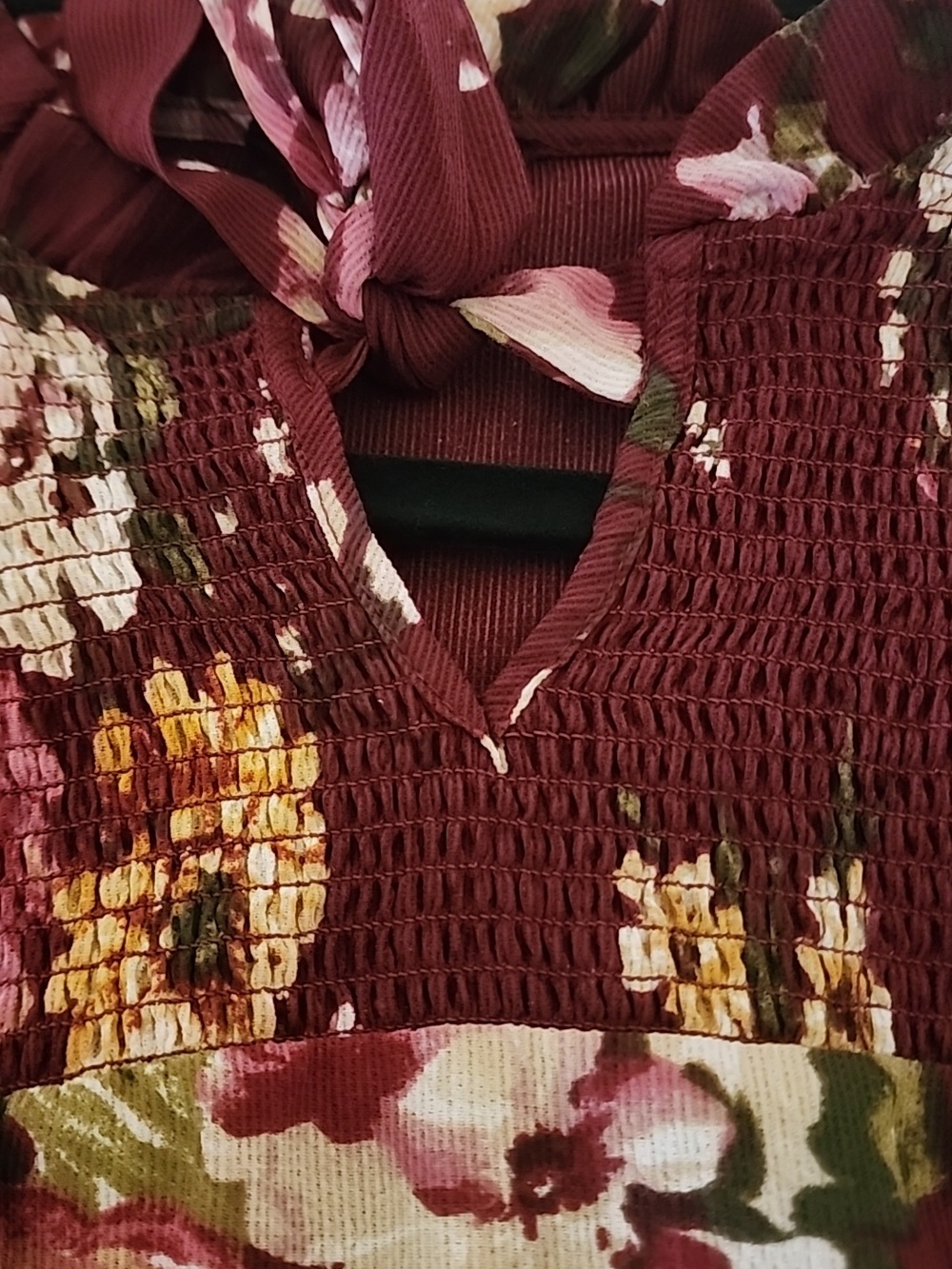 Mine Women's Burgundy Floral Chiffon Tie-Neck Blouse Top Size M Long Sleeves - Picture 10 of 13